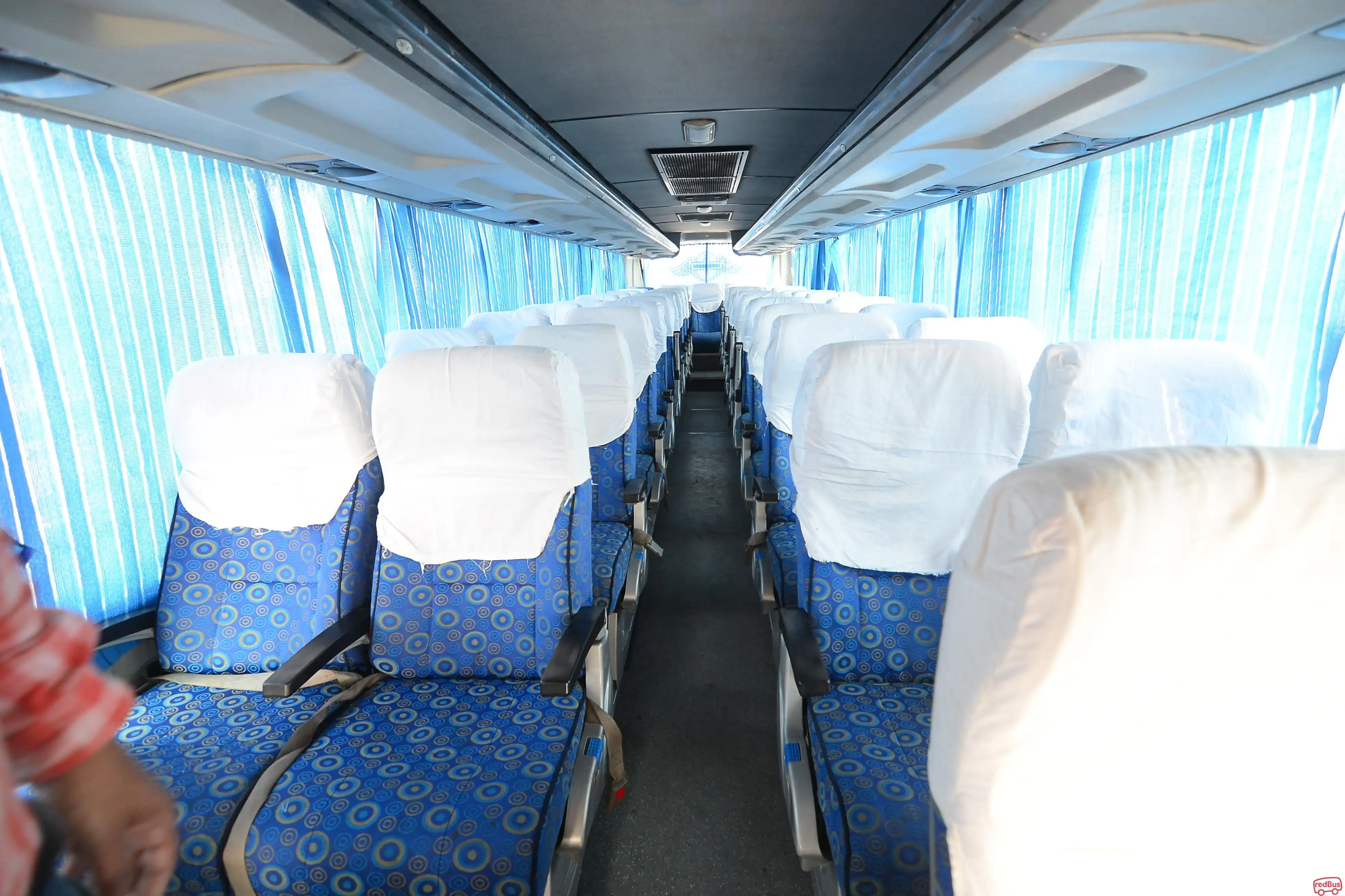 Saini  Travels Pvt. Ltd. Bus-Front Image
