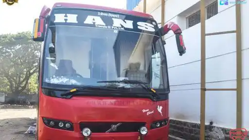 Hans Travels (I) Private Limited Bus-Front Image