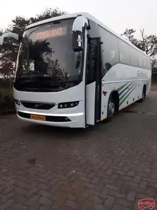 Musafir Travels Bus-Side Image