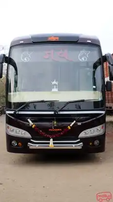 Shree  Ganraj Travels  Bus-Front Image