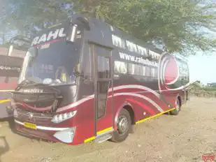 Manmandir  Travels Aurangabad Bus-Side Image