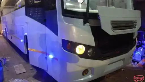 Shree Mahaveer Travels ® Bus-Front Image