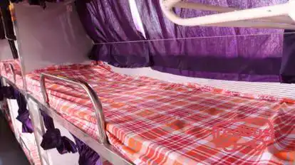 Shri Sadguru  Travels Bus-Seats Image