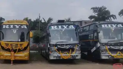 Riya Tours &Travels Bus-Front Image