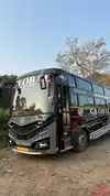 Global   Travels Bus-Front Image
