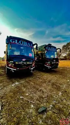 Global   Travels Bus-Front Image