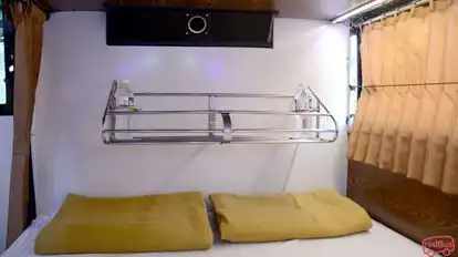 Maharashtra  Travels Bus-Amenities Image