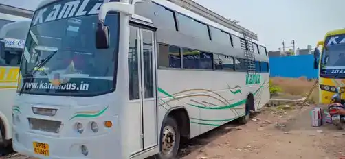 Kamla  Travels Bus-Front Image