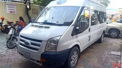Pacific Express Bus-Front Image