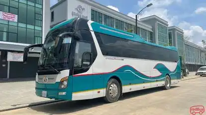 Saly VIP  Bus-Side Image