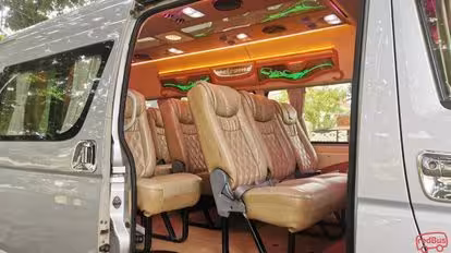 Koun Khmer VIP Bus-Side Image