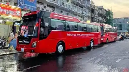 Chan Moly Roth  Bus-Front Image