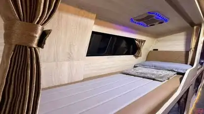Chan Moly Roth  Bus-Seats Image