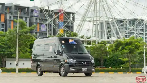 Vireak Buntham Express Bus Front Image