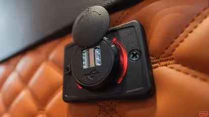 VET Airbus Express  Bus-Amenities Image