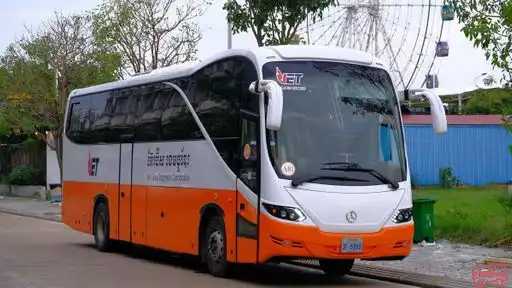 VET Airbus Express Bus Front Image
