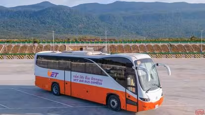 VET Airbus Express  Bus-Side Image