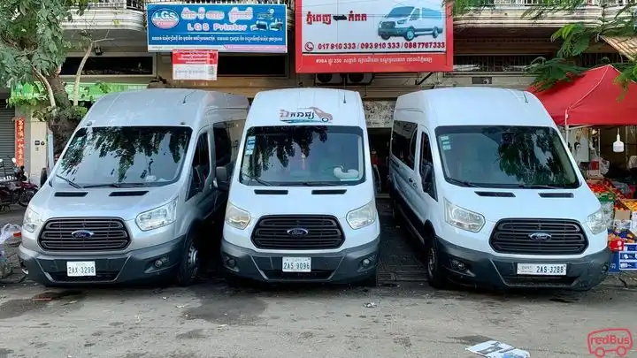 Ekareach Express Bus Front Image