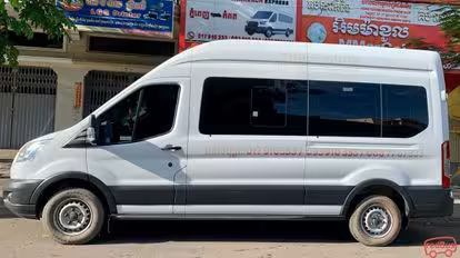 Ekareach Express Bus-Side Image
