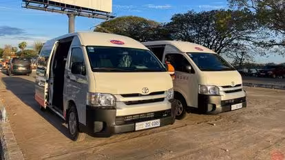 Lana Express Bus-Front Image
