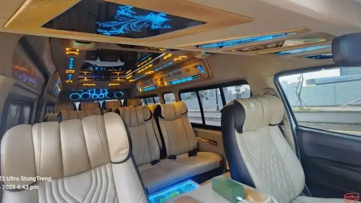 Vutha Seyha Express Bus Front Image