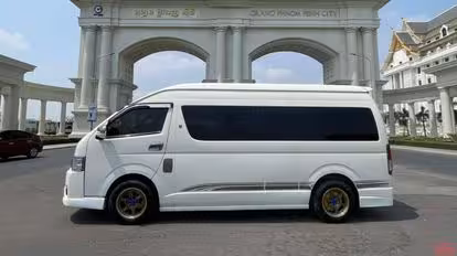 Vutha Seyha Express Bus-Side Image