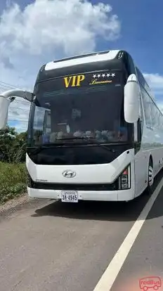 Vutha Seyha Express Bus-Front Image