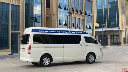 Saly VIP  Bus-Side Image