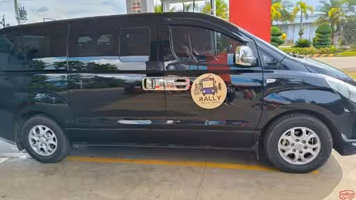 Rally Tour & Travel Bus Front Image