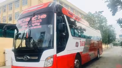 Danh Danh Express Bus  Bus-Front Image