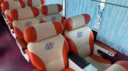 Danh Danh Express Bus  Bus-Side Image