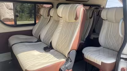 Ja Chuan Express Bus-Seats Image
