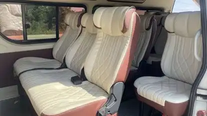 Ja Chuan Express Bus-Seats Image