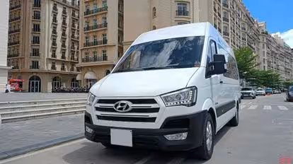 Thai Duong Limousine Bus-Front Image