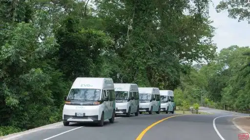 EVGO Express Bus Front Image
