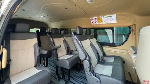 Sarah Transport Sole Bus Front Image