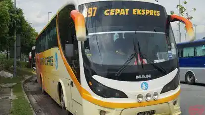 Cepat Express Bus-Front Image