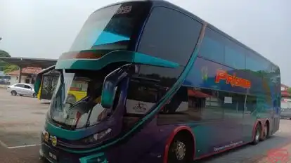 Prisma Express Bus-Side Image