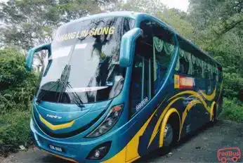 Pahang Lin Siong Motor Co Bhd Bus-Side Image