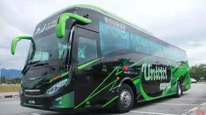 Unititi Express Bus-Side Image