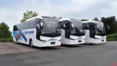 Arwana Express Bus-Front Image