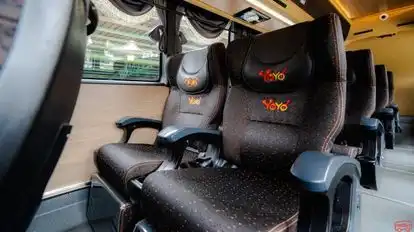 YOYO Express Bus-Seats Image