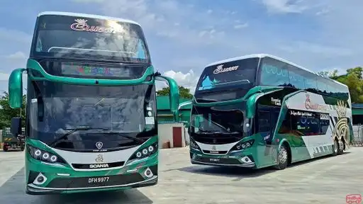 Queen Express Bus-Front Image