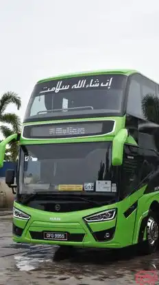 Ekspres Mutiara Bus-Front Image