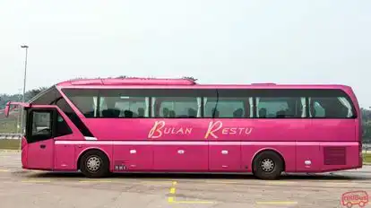 Bulan Restu Bus-Side Image
