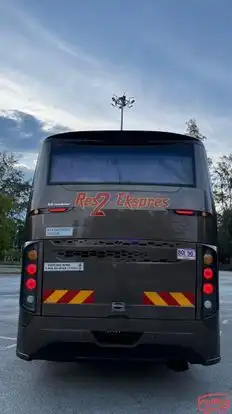 Res2 Express Bus-Side Image