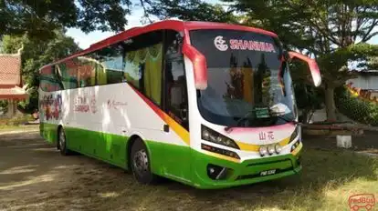 SHANHUA TRAVEL & TOURS (M) SDN BHD Bus-Side Image