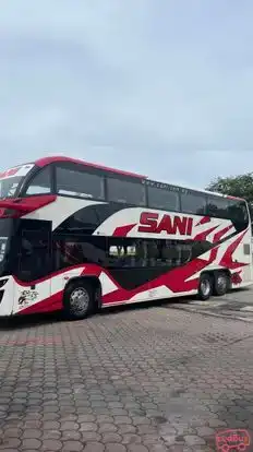 Sani Express Bus-Front Image