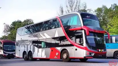 Transtar Billion Bus-Front Image