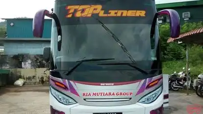 Top Liner Bus-Front Image